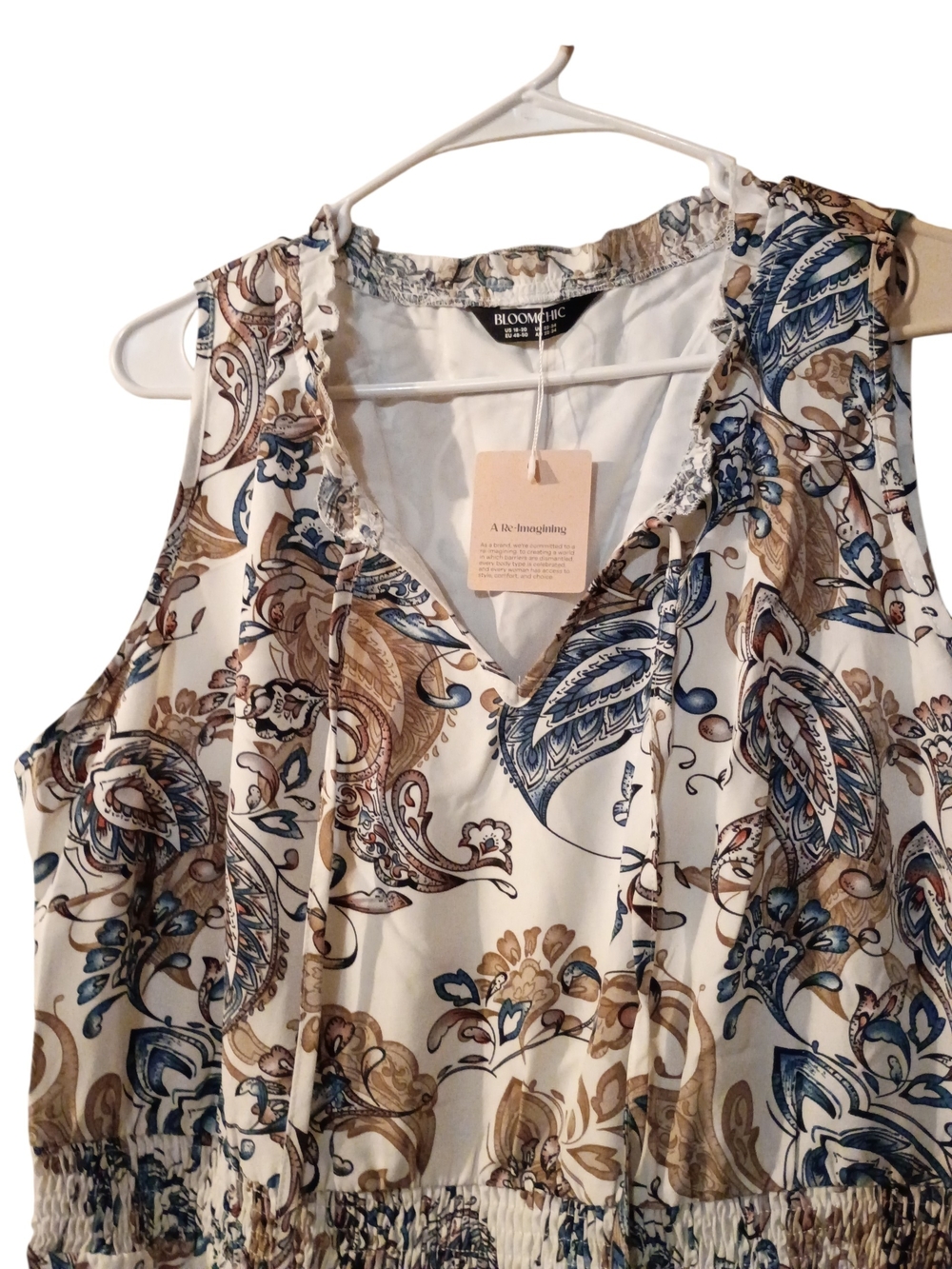 Bloomchic Sleeveless V-Neck Paisley Midi Dress with Pockets And Lining